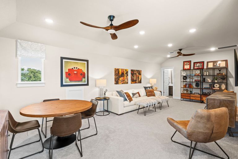 33-web-or-mls-217-northcrest-dr.jpg
