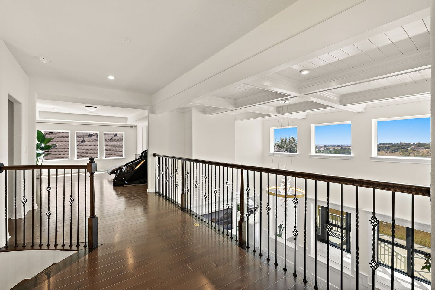 33-web-or-mls-218-encanto-pl-kcp-101525---52-1761160593.jpg