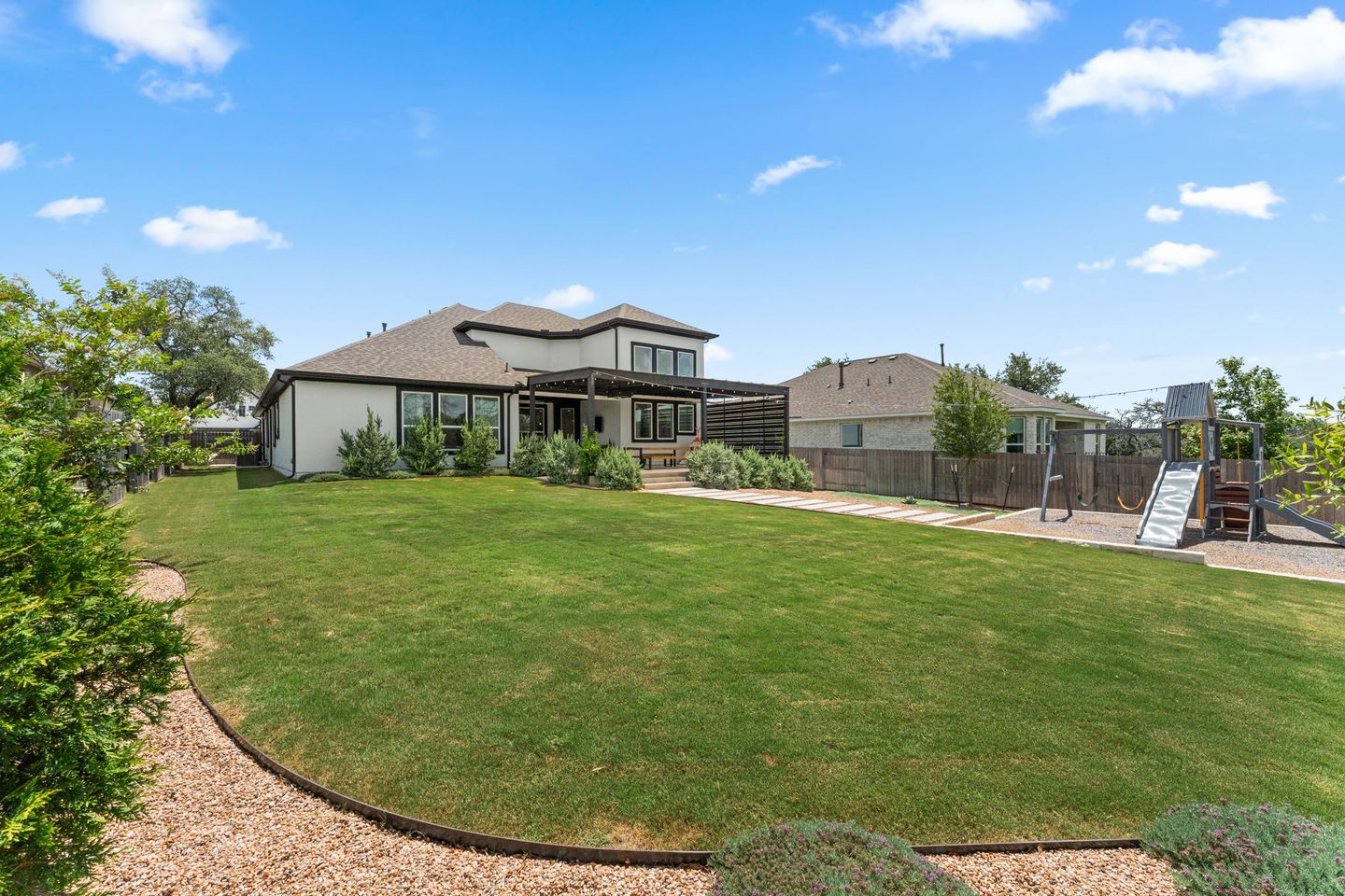 33-web-or-mls-518-toyah-dr-45.jpg