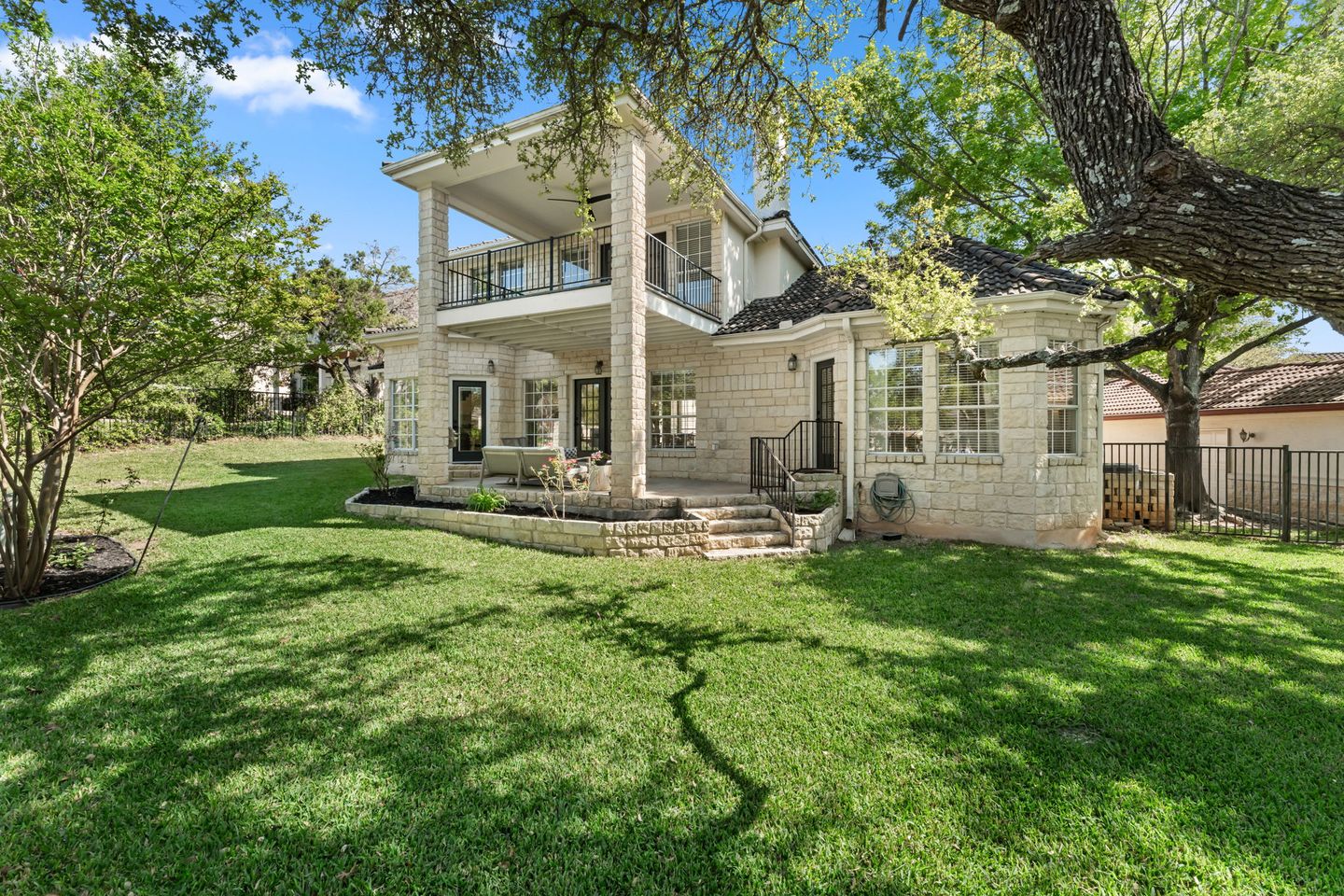 33-web-or-mls-6-dovedale-cove-32.jpg