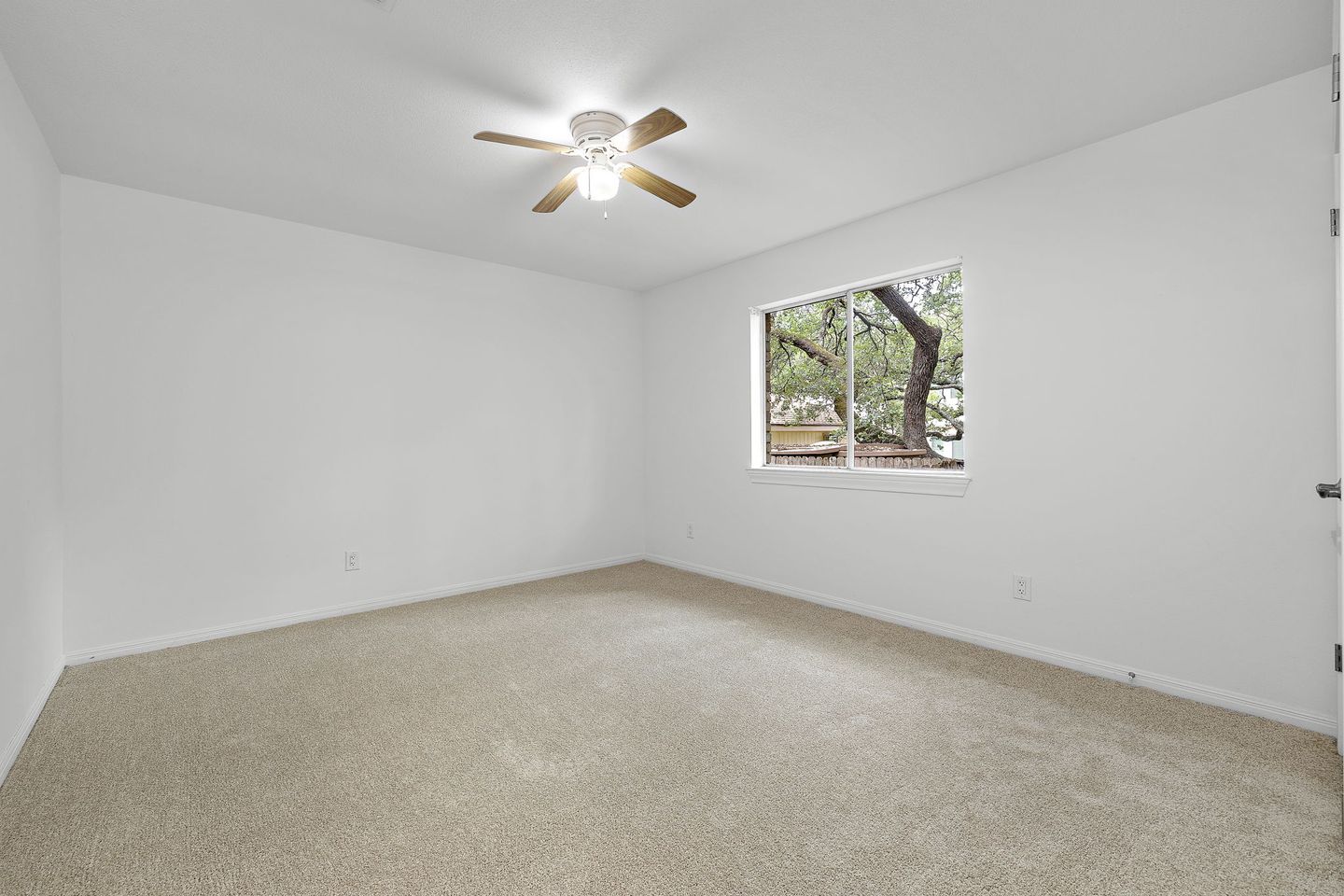 33-web-or-mls-6500-back-bay-ln-kcp-050824---1.jpg