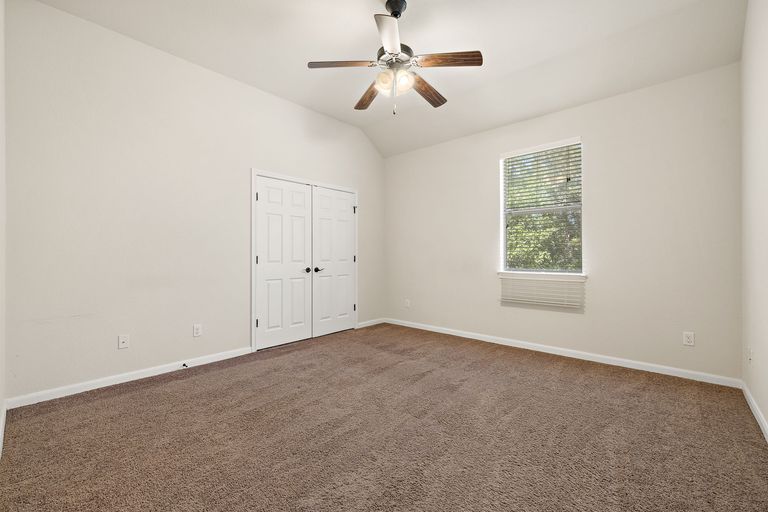 34-web-or-mls-1344-flint-rock-loop-kcp-042125---60.jpg