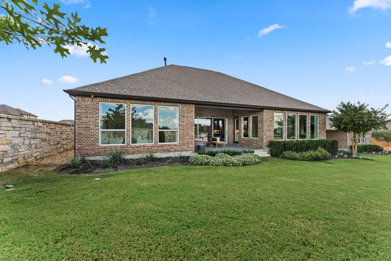 34-web-or-mls-278-milam-crk-dr-(32-of-35).jpg