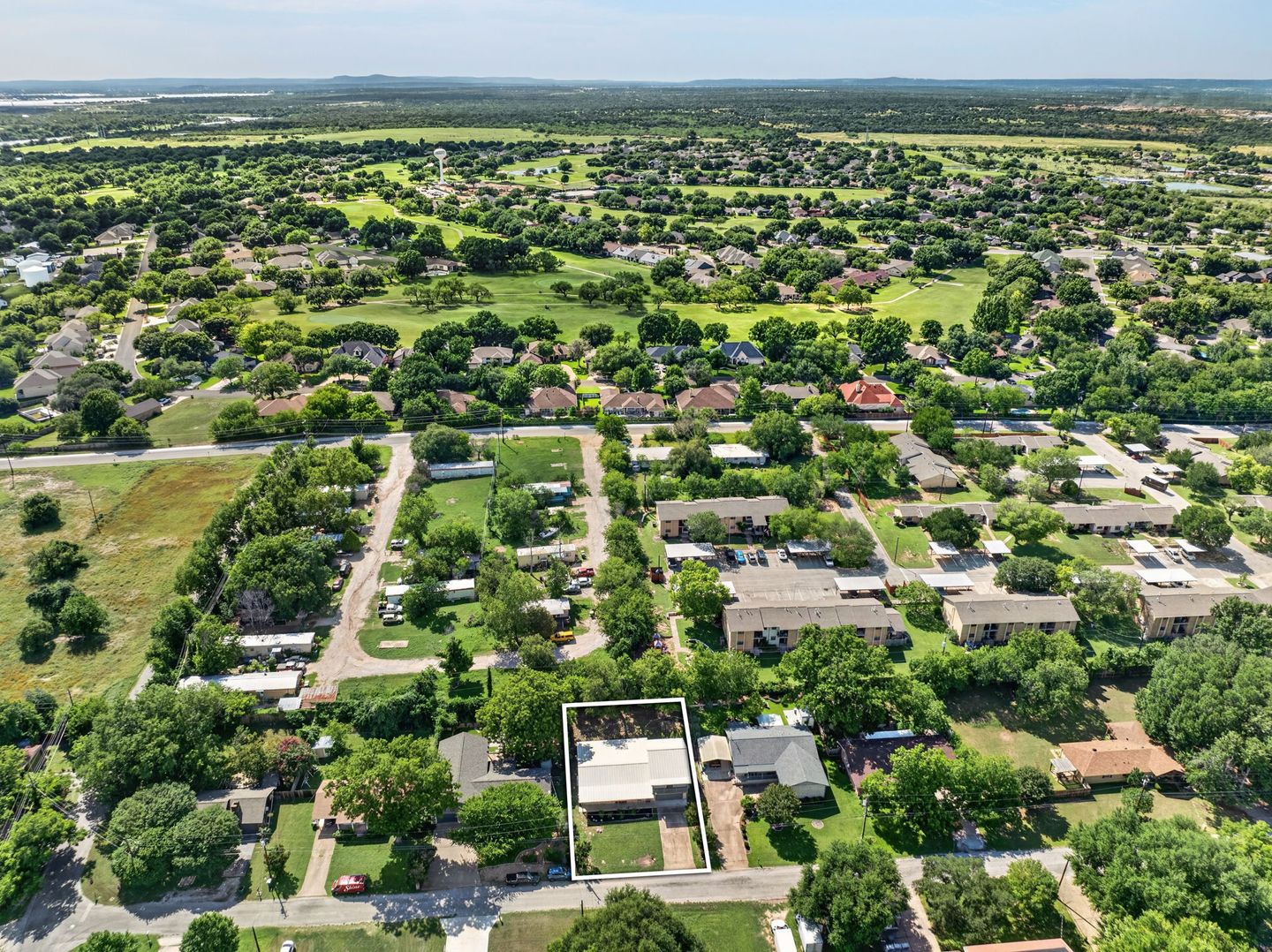 35-web-or-mls-1010-louise-st-(33-of-46).jpg