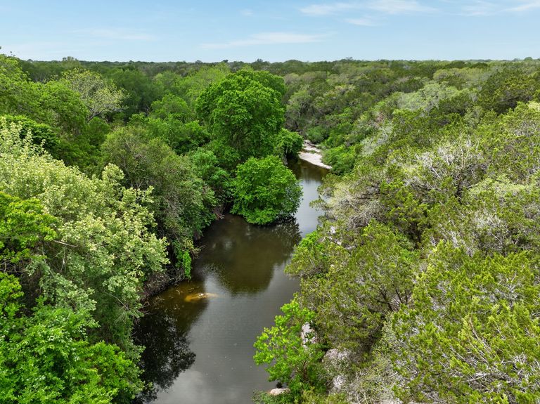 35-web-or-mls-408-kissing-oak-dr-(35-of-39).jpg