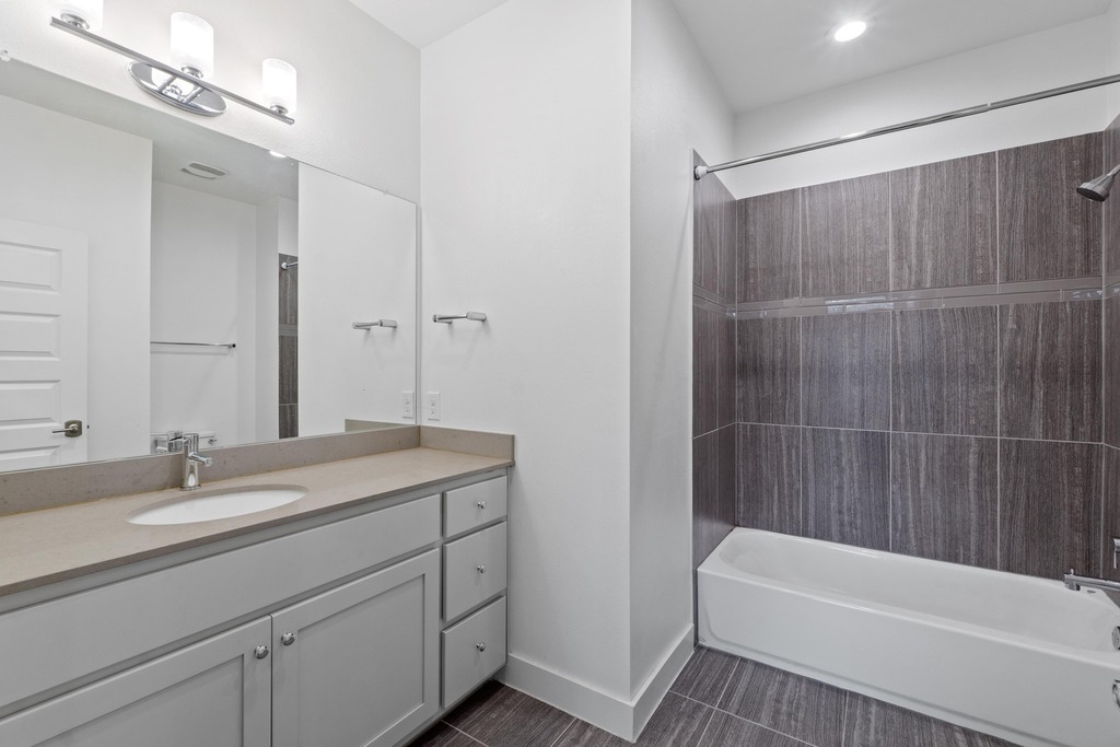 3505_banton_road_21.jpg