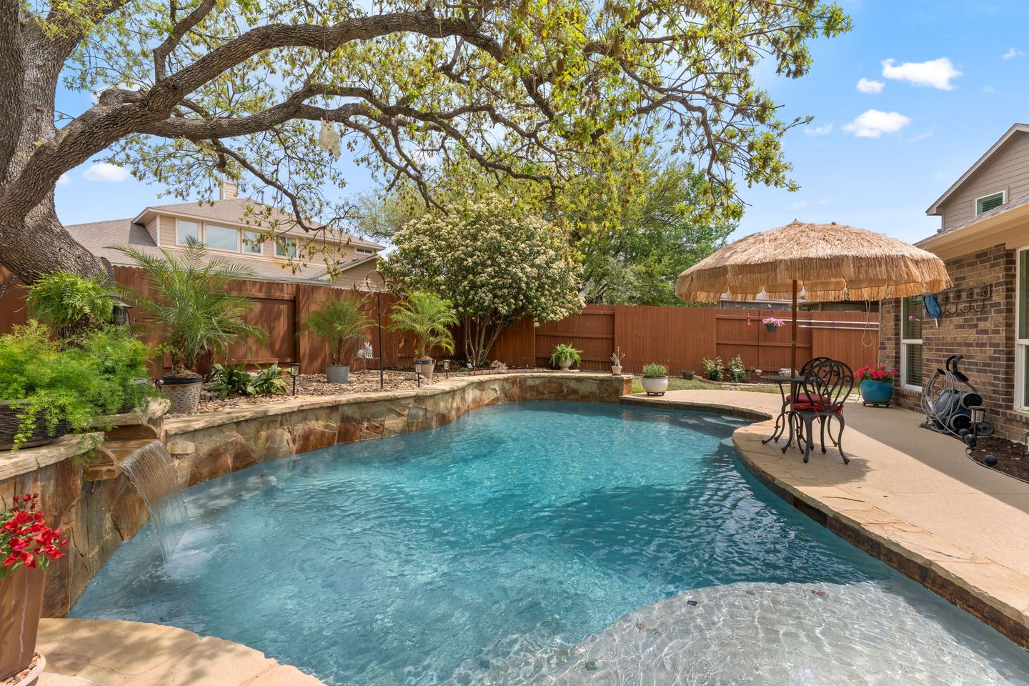 36-web-or-mls-215-choke-canyon-ln-31.jpg
