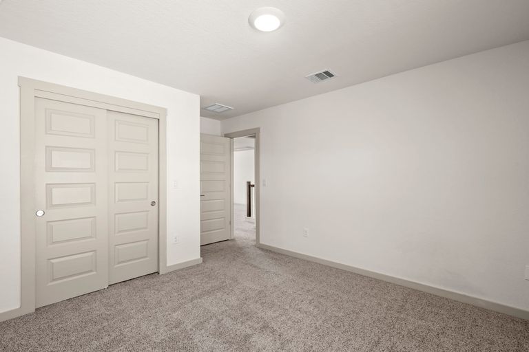 36-web-or-mls-221-indian-shoal-dr.jpg