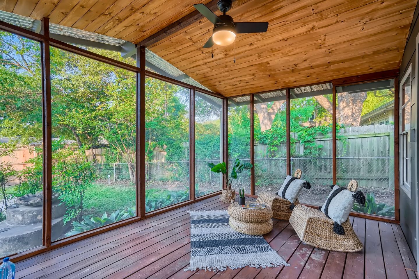 37-patio.jpg