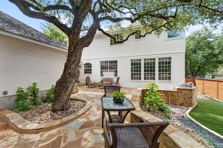 37-web-or-mls-11314-pebble-garden-(37-of-47).jpg