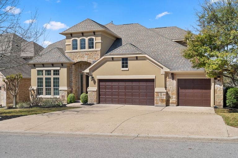 37-web-or-mls-17609-wildrye-dr-(35-of-46).jpg