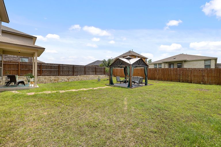 37-web-or-mls-412-alsatian-ln-kcp-043024---214.jpg