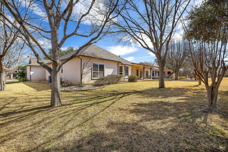 38-web-or-mls-120-durango-trail-kcp-022625---191.jpg