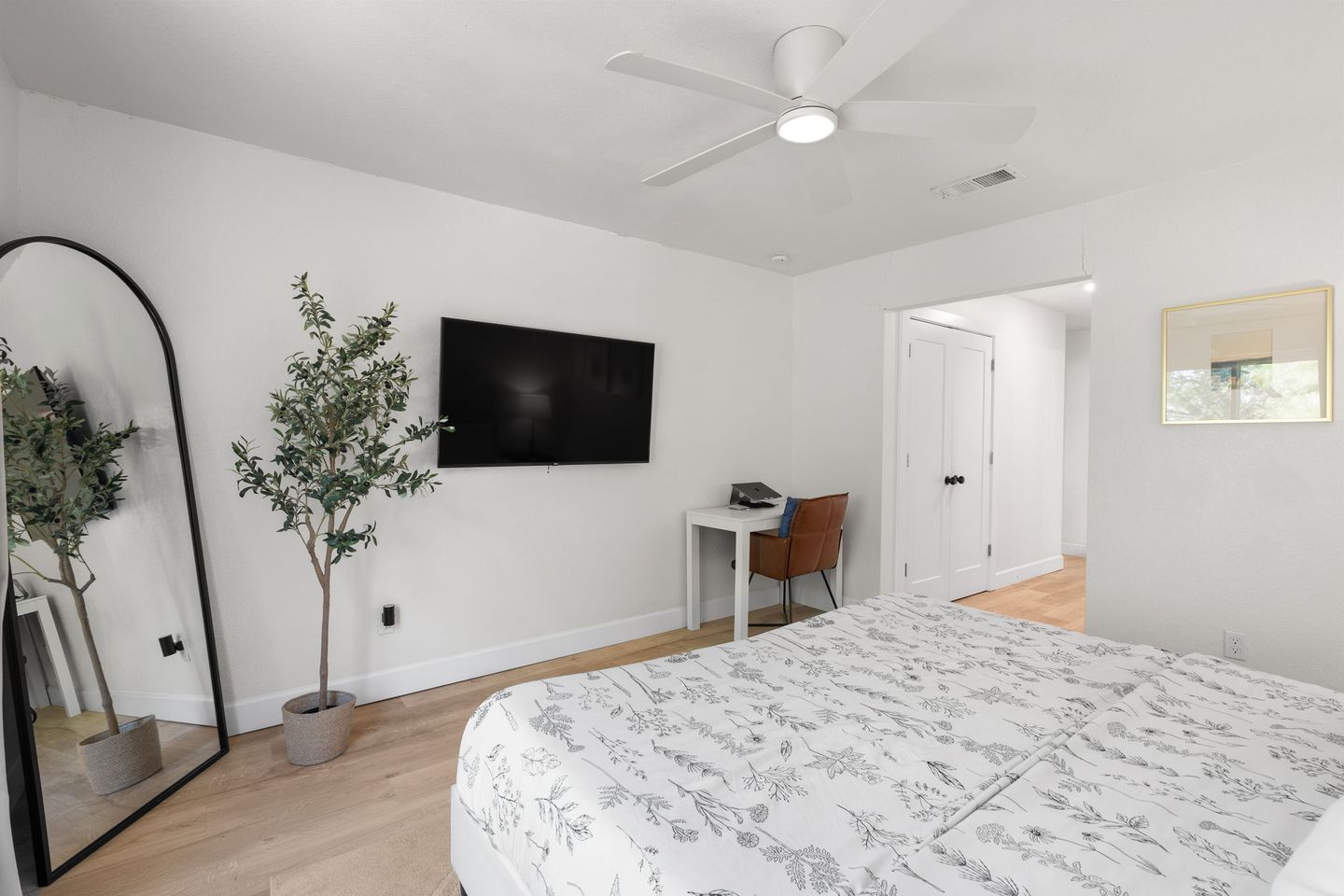 38-web-or-mls-12213-mustang-dr.jpg
