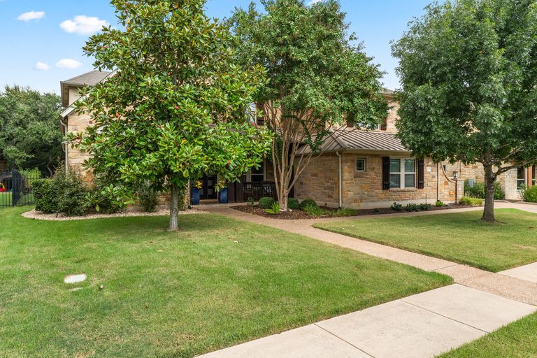 38-web-or-mls-12225-pratolina-dr-(39-of-40).jpg