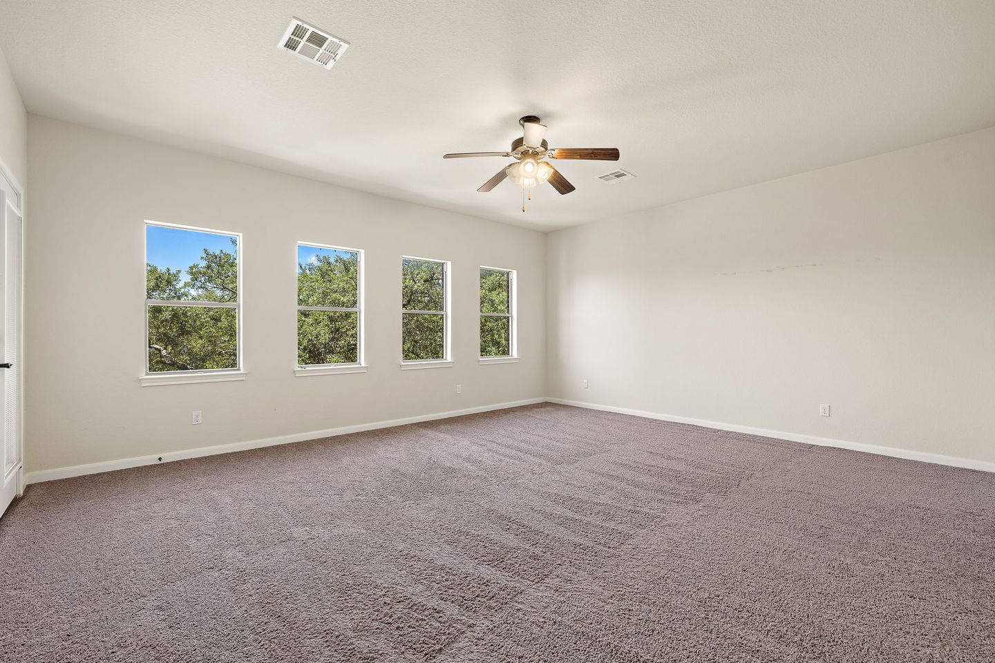 38-web-or-mls-1344-flint-rock-loop-kcp-042125---40.jpg