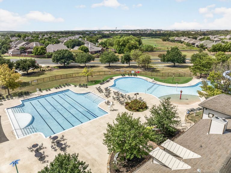 38-web-or-mls-13833-arbor-hill-cove-(33-of-37).jpg