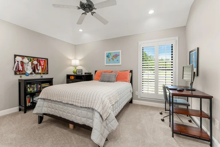 4009 Vivas Lane, photo 40