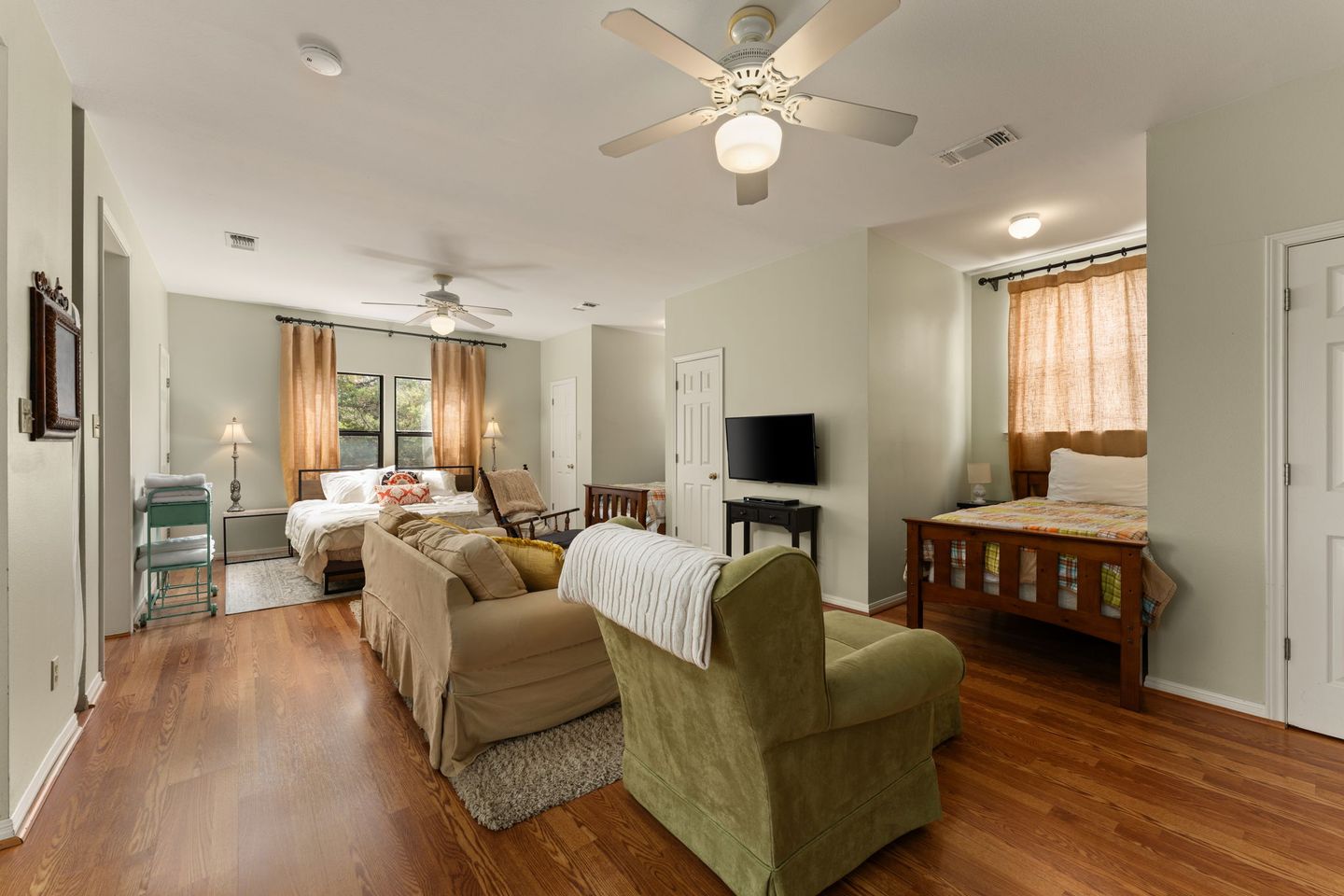 39-web-or-mls-3409-gatlin-creek-rd-(39-of-51).jpg