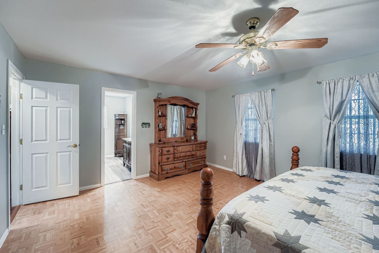 399-upper-elgin-river-rd---web-quality---024---24-primary-bedroom.jpg