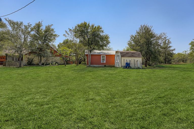 399-upper-elgin-river-rd---web-quality---035---39-backyard.jpg