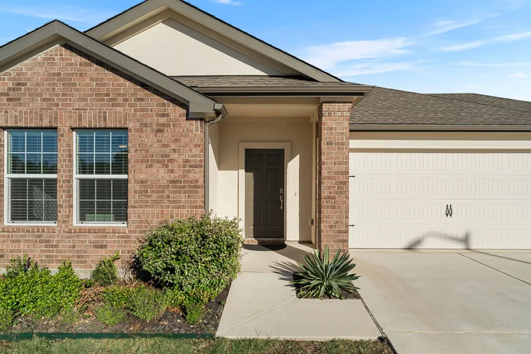 1412 Aquilla Dr, photo 4
