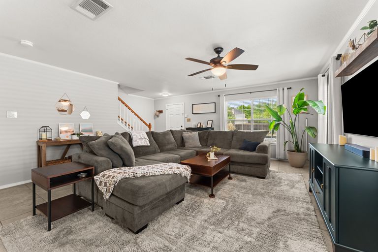 4-web-or-mls-1505-balsam-way-3-1745433755.jpg