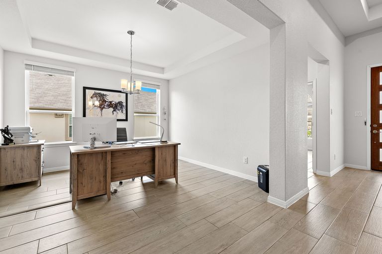 4-web-or-mls-16713-elsinore-ln-kcp-070925---52.jpg