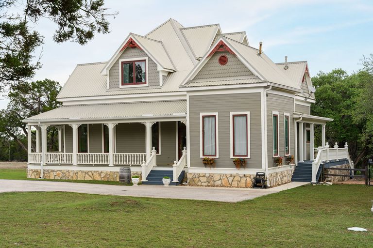 4-web-or-mls-3409-gatlin-creek-rd-(4-of-51).jpg