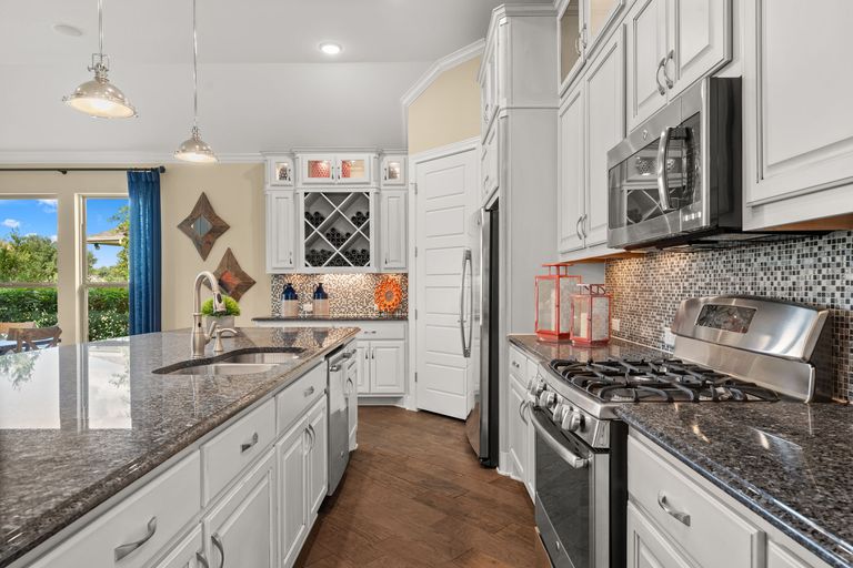 4-web-or-mls-4908-fiore-trl-(9-of-39).jpg