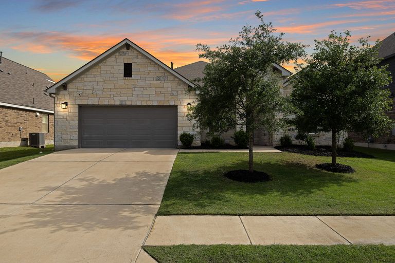 4-web-or-mls-5116-anaheim-ave-kcp-050725-6.jpg