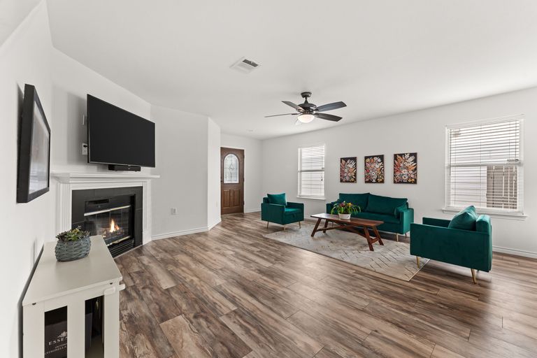 4-web-or-mls-6812-walkup-ln-10.jpg