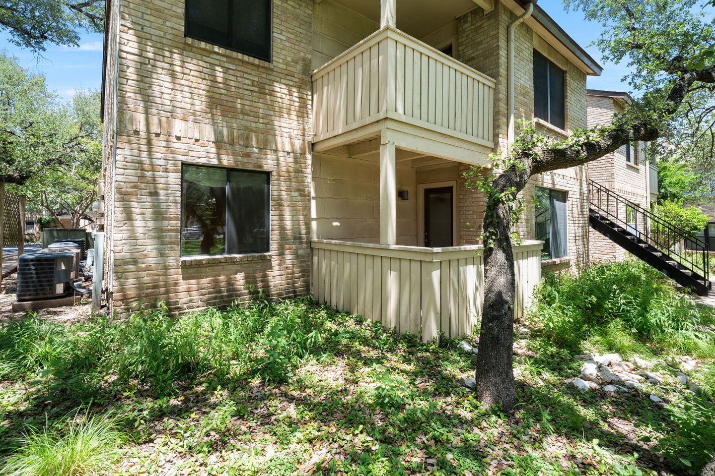 4-web-or-mls-8210-bent-tree-rd-138.jpg