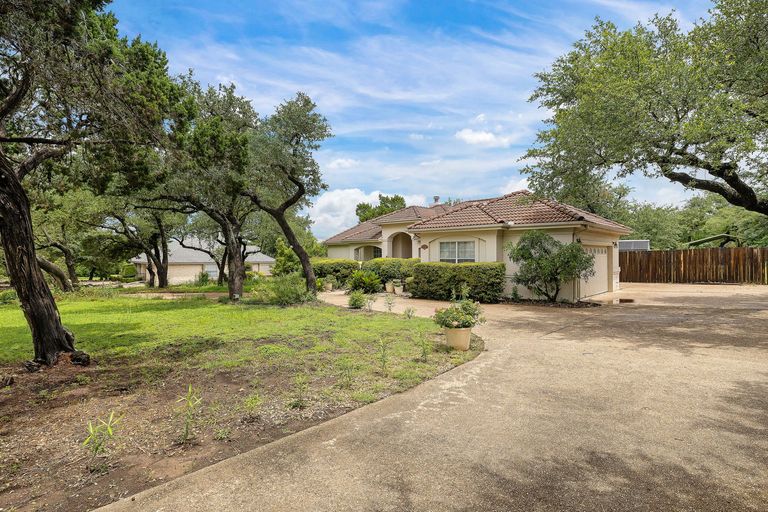 4-web-or-mls-9608-streamside-dr-kcp-061526---216.jpg