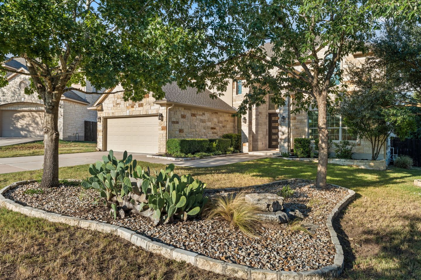 40-web-or-mls-10905-la-estrella-cove-33.jpg