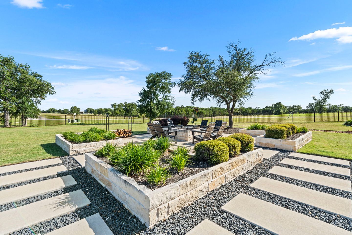 40-web-or-mls-217-northcrest-dr.jpg