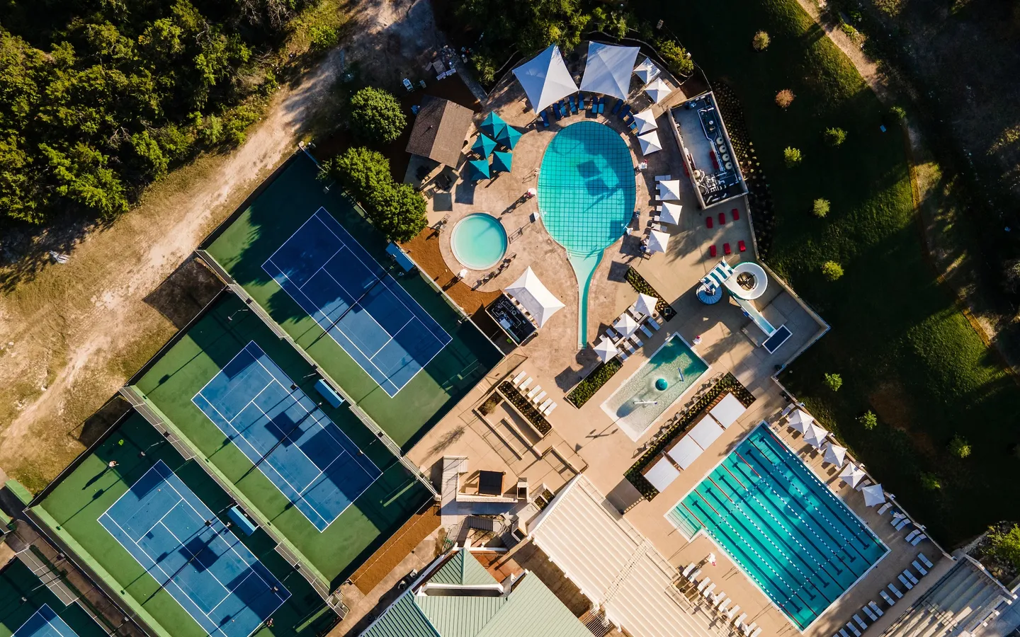 41--hill-cc-pool.webp