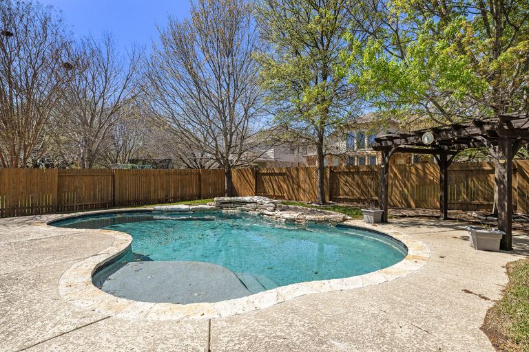 41-web-or-mls-801-zappa-dr-kcp-031226---213.jpg