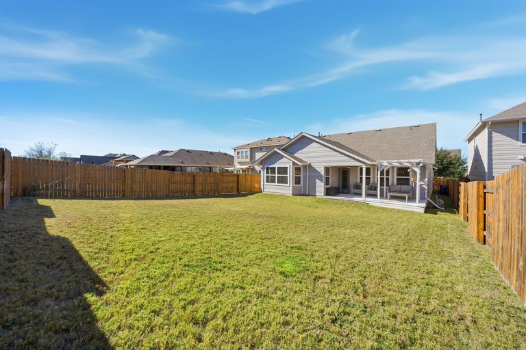 42-sqft-0221.jpg