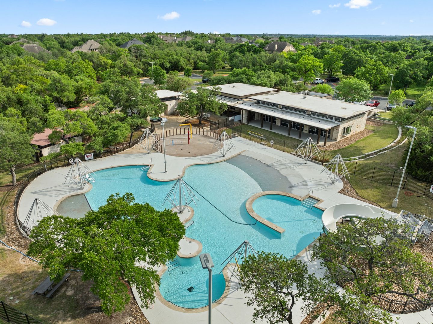 42-web-or-mls-11205-cap-stone-dr-34.jpg