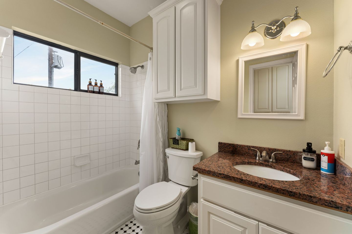 42-web-or-mls-3409-gatlin-creek-rd-(42-of-51).jpg