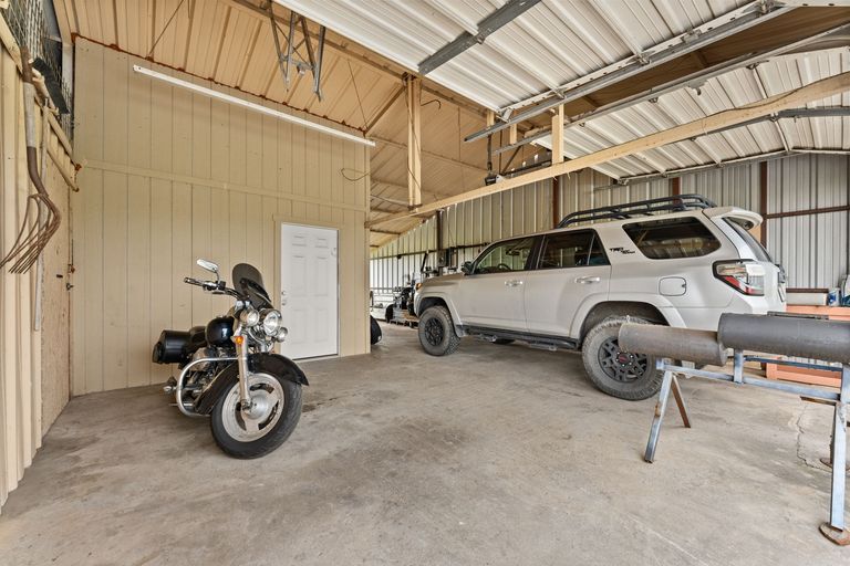 43-web-or-mls-2400-rohde-rd-(26-of-44).jpg