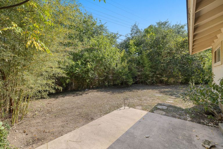 43-web-or-mls-8802-westover-club-dr-kcp-091725---194.jpg