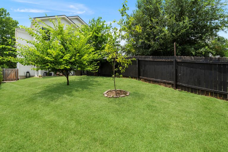 45-web-or-mls-1705-perez-st-b.jpg