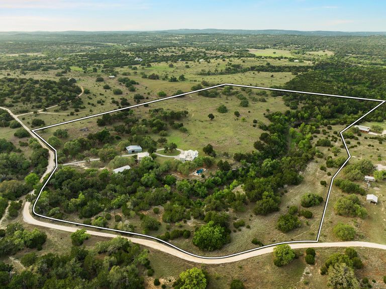 47-web-or-mls-3409-gatlin-creek-rd-(47-of-51).jpg