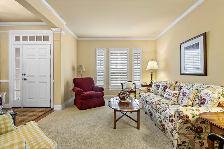 5-custom-718-breezeway-ln-kcp-032124---75.jpg