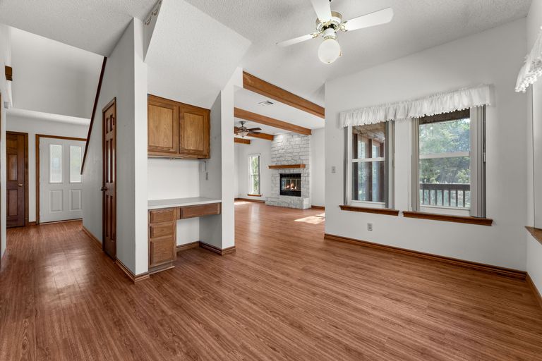 5-web-or-mls-13104-s-ridge-cir-13-1731615698.jpg