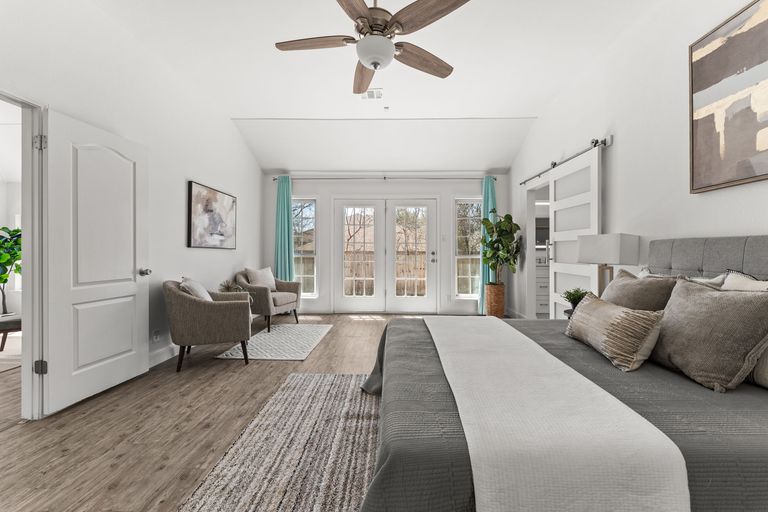 5-web-or-mls-2301-fuzz-fairway-22.jpg