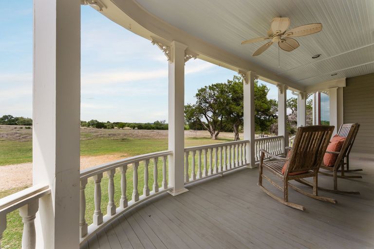 5-web-or-mls-3409-gatlin-creek-rd-(5-of-51).jpg