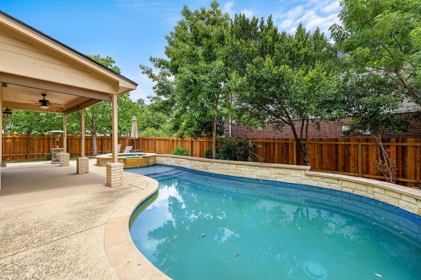 5-web-or-mls-8410-cambria-dr-kcp-042425---154.jpg